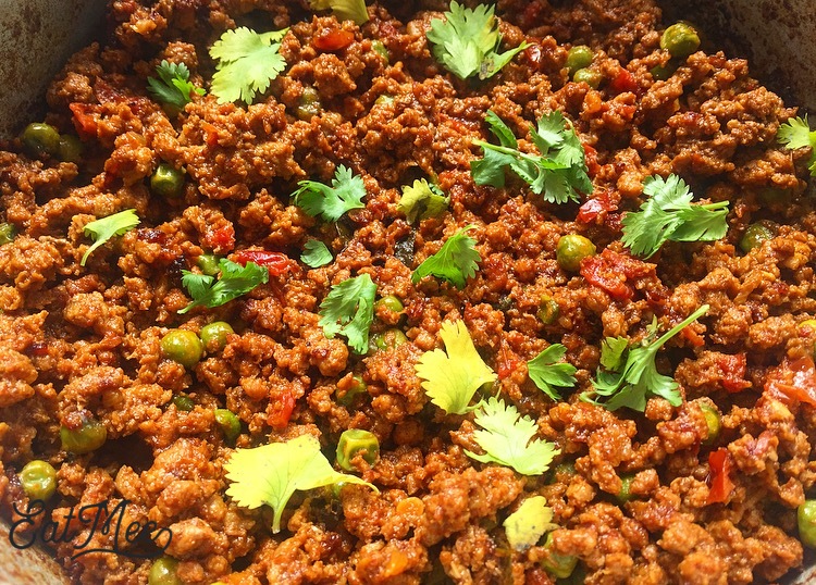 Mince Curry With Peas - South African Food | EatMee Recipes