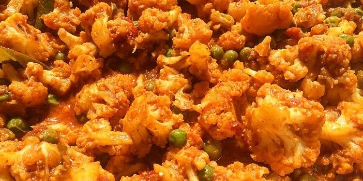Cauliflower Curry With Peas Cauliflower Curry With Peas