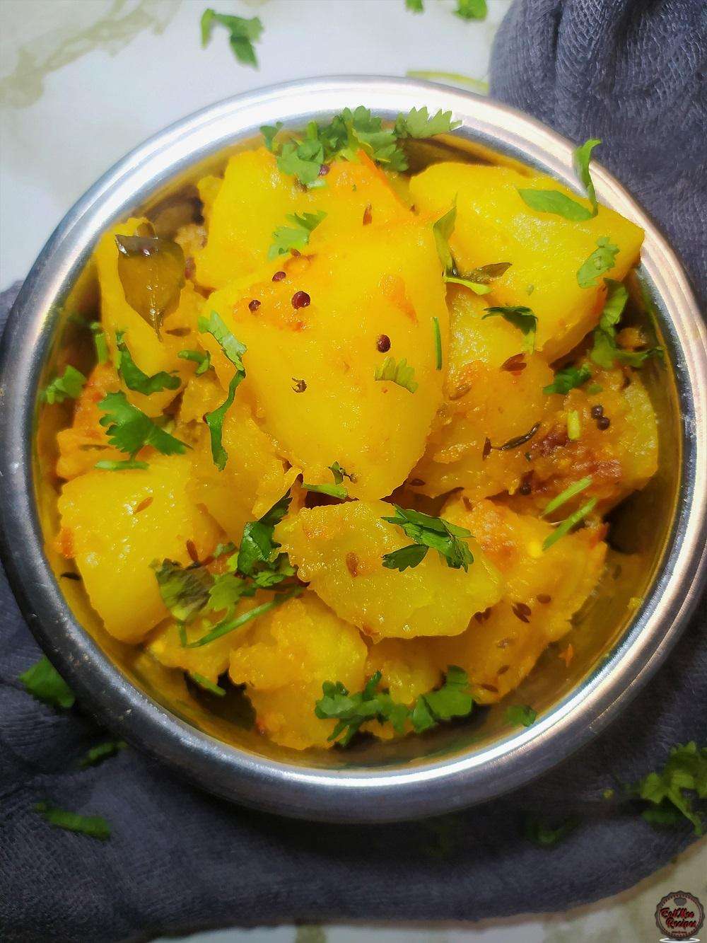 Braised Yellow Potato - South African Food | EatMee Recipes