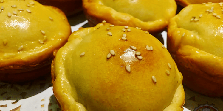 Mini Curried Steak Pies