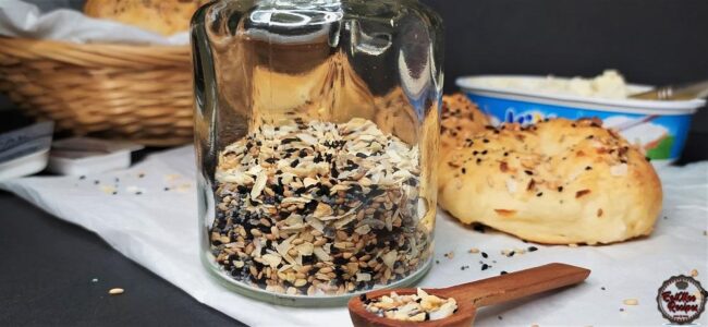 Everything But The Bagel Seasoning