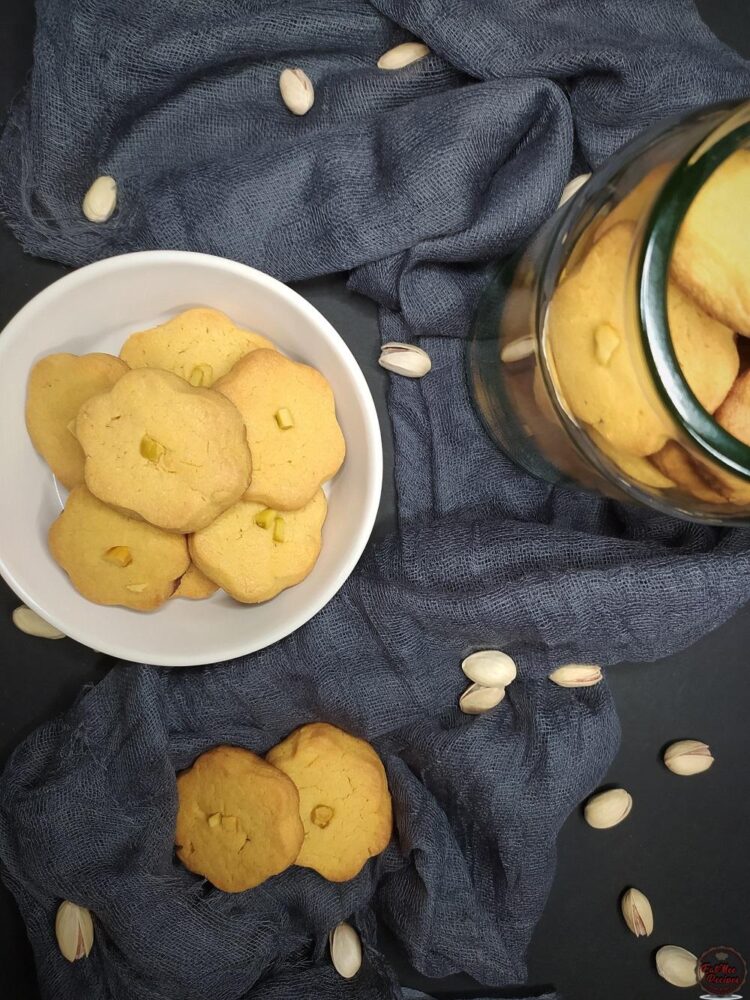 Persian Chickpea Biscuits