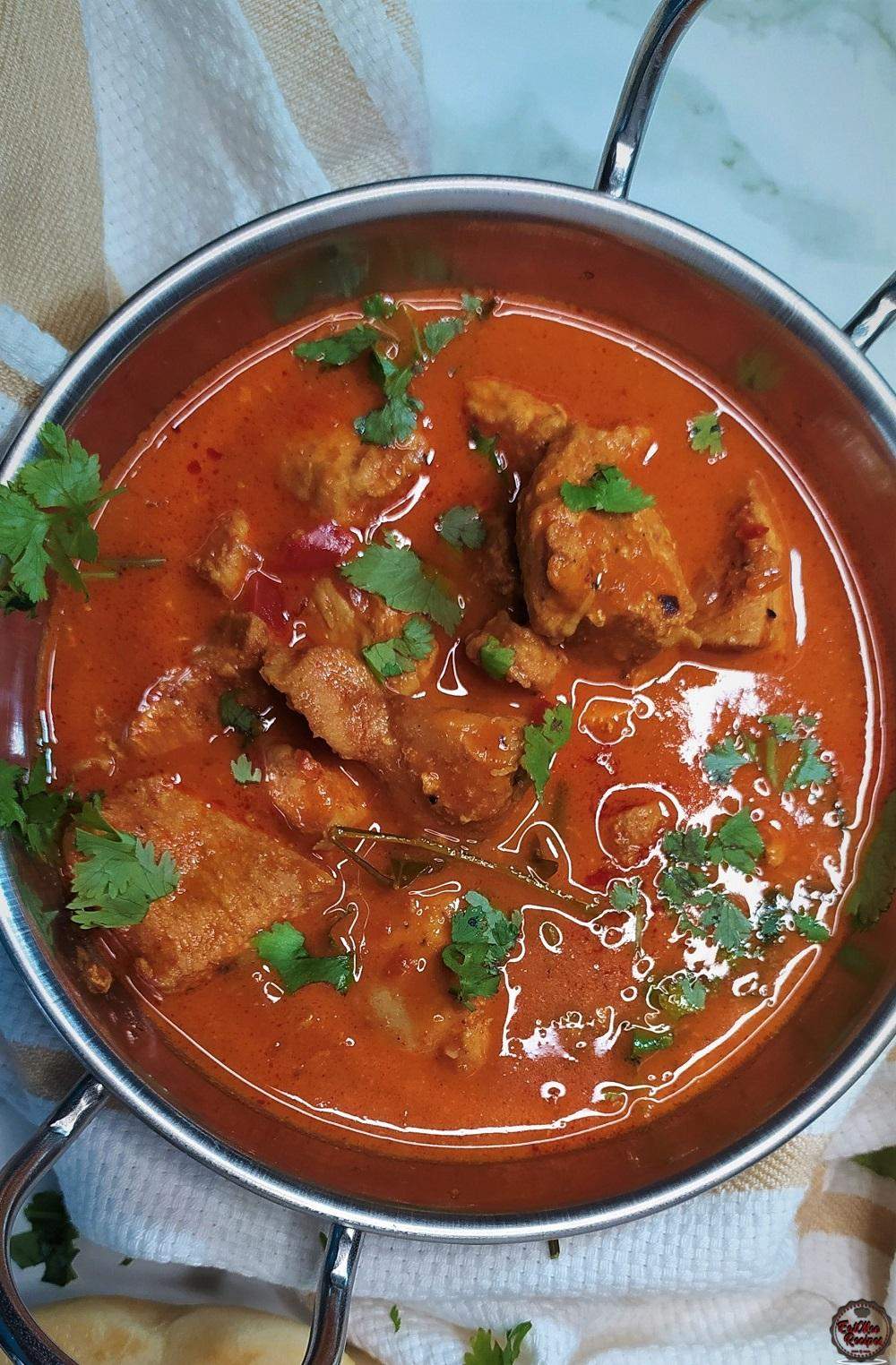 Coconut Chicken Curry - South African Food | EatMee Recipes