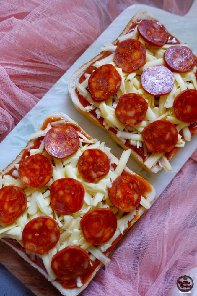 Air Fryer Pizza Toast