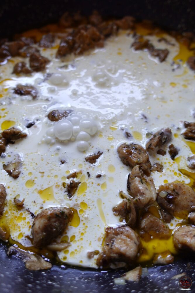 Chicken And Mushroom Pies
