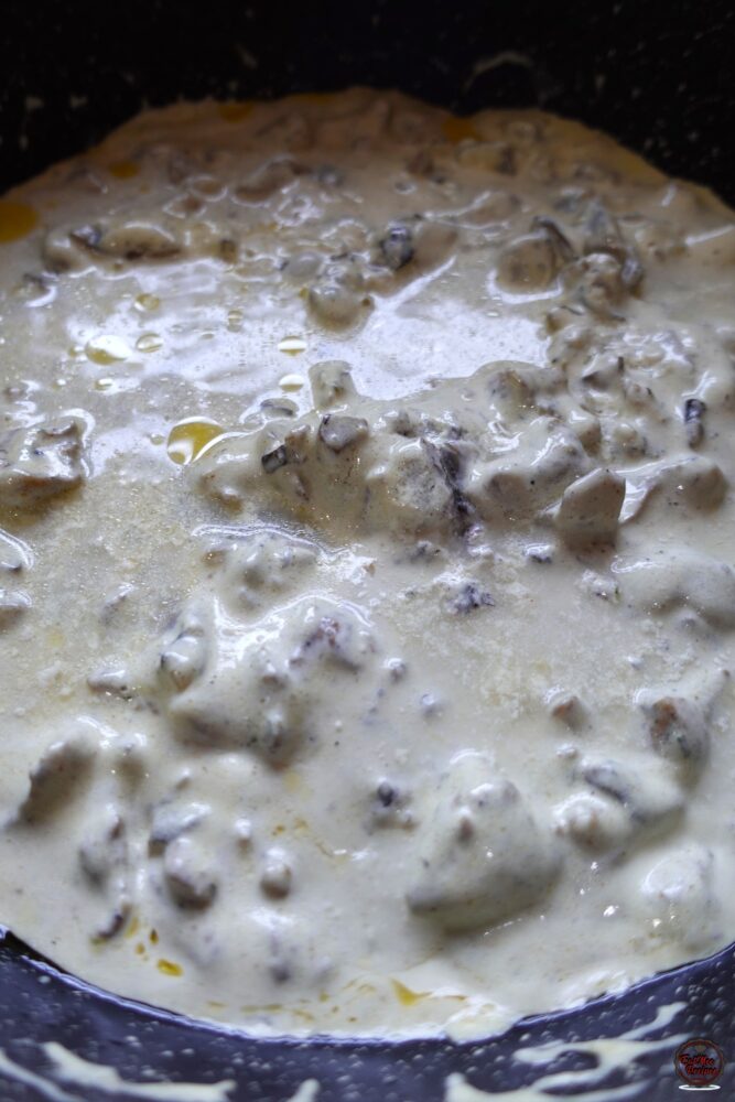 Chicken And Mushroom Pies