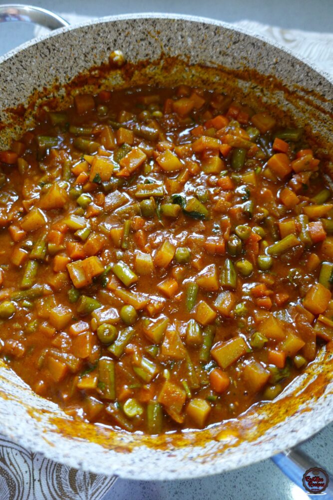 Vegetable Curry Pies
