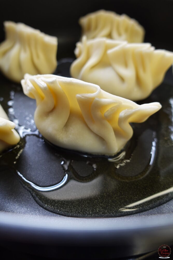 Chicken Dumplings (Gyoza) - Easy Homemade Recipe with Crispy Bottoms Chicken Dumplings (Gyoza) - Easy Homemade Recipe with Crispy Bottoms