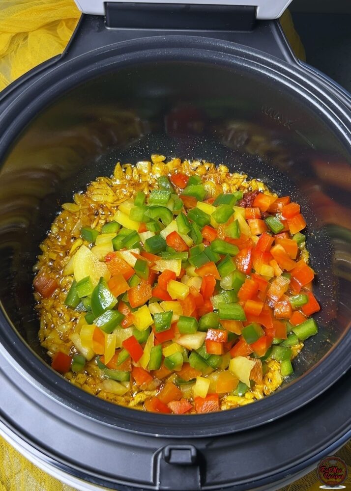 Nando’s-Style Spicy Rice & Chicken Strips (Instant Rice Cooker) Nando’s-Style Spicy Rice & Chicken Strips (Instant Rice Cooker)