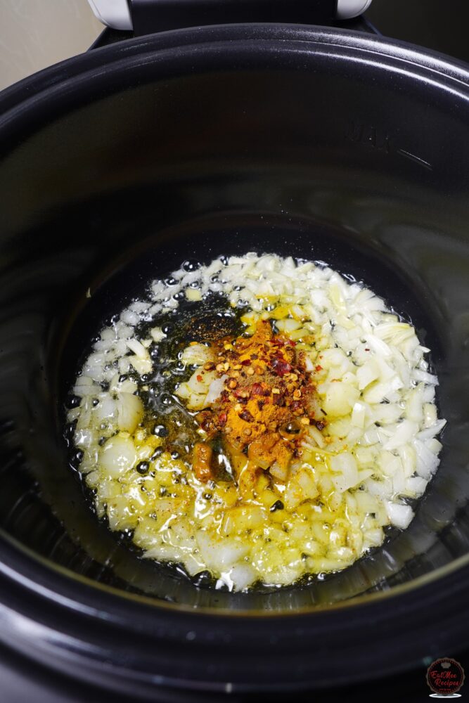 Nando’s-Style Spicy Rice & Chicken Strips (Instant Rice Cooker) Nando’s-Style Spicy Rice & Chicken Strips (Instant Rice Cooker)