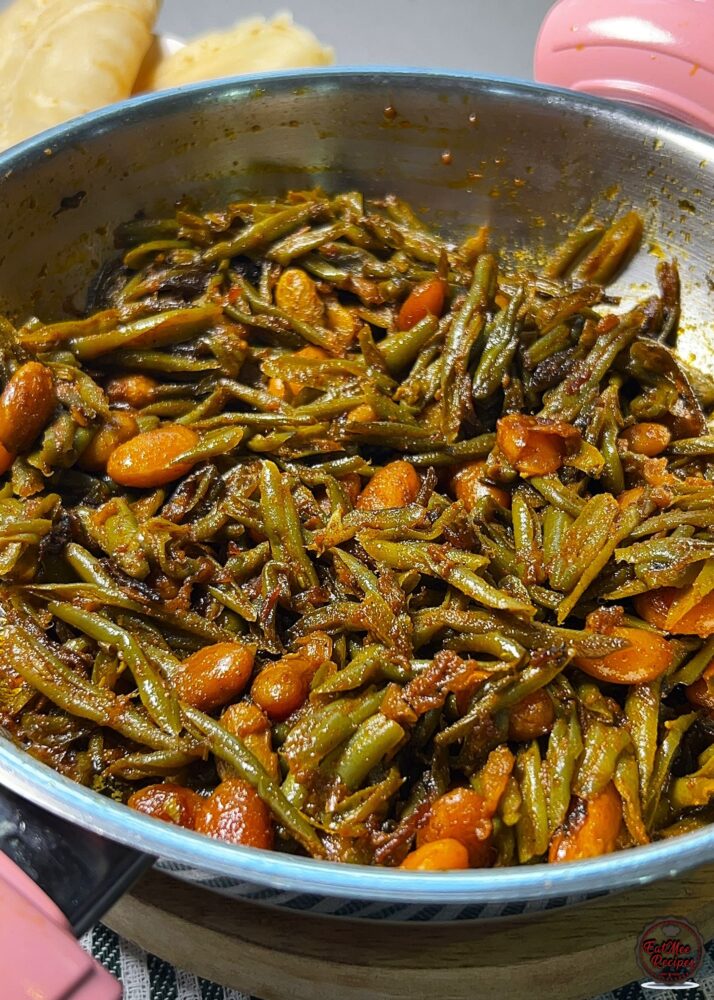 Mum's Green Beans Curry with Gadra Beans