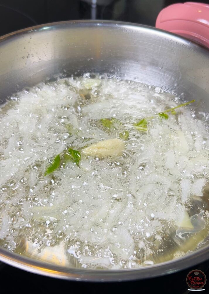 Mum's Green Beans Curry with Gadra Beans