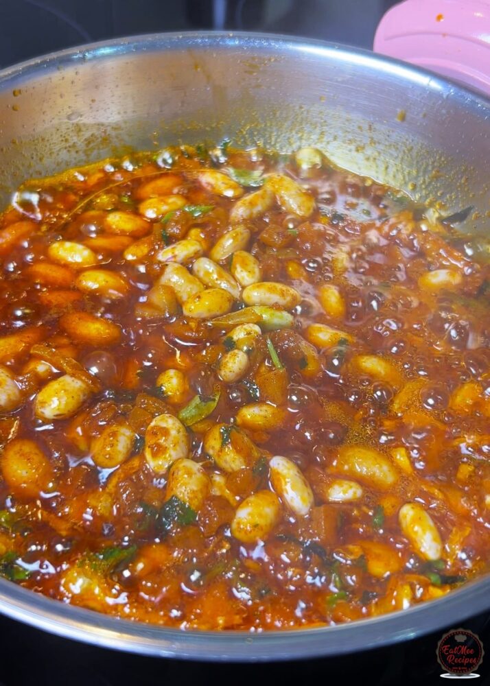 Mum's Green Beans Curry with Gadra Beans