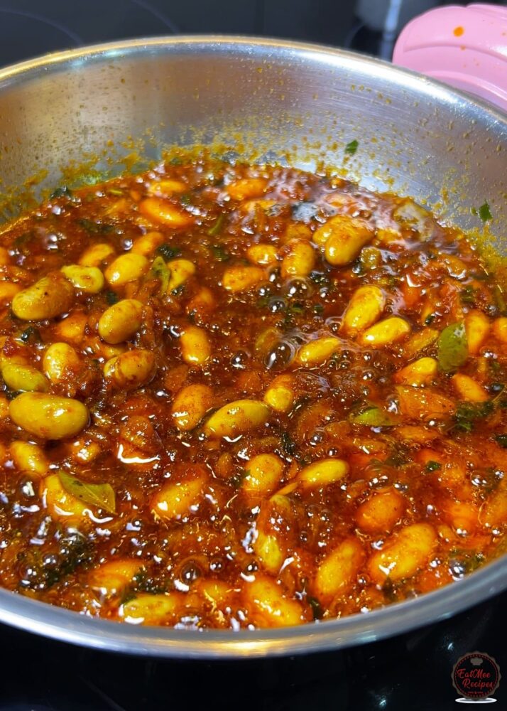 Mum's Green Beans Curry with Gadra Beans